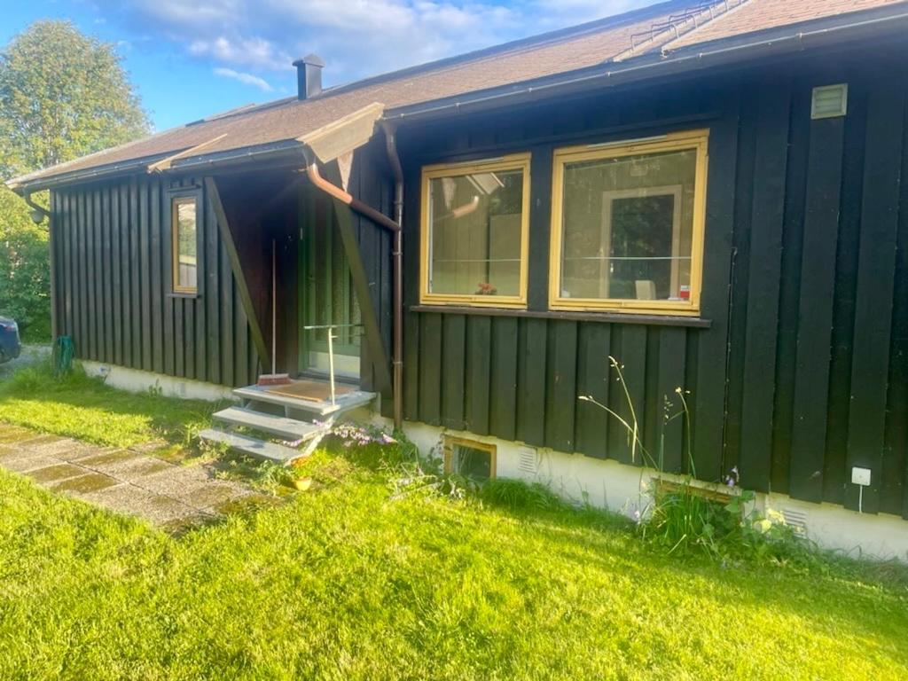 Trivelig Leilighet Med Gratis Parkering Pa Stedet Forset Extérieur photo